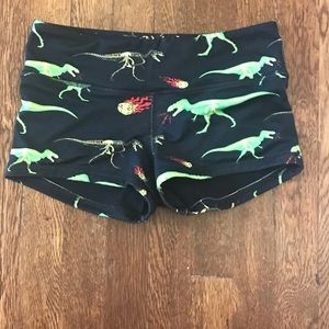 Fleo size small dinosaur shorts